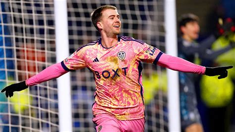 Championship Sheffield Wednesday 0 Leeds United 2 Full time.